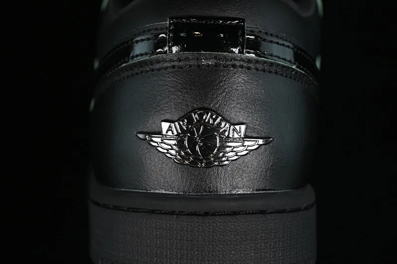 All Categories Air Jordan Jordan Series Basketball Shoes Air Jordan 1 Low Air Jordan 1 Low "Black Cat" AJ1 Joe 1 Special Edition Black Low-top Basketball Shoes HM3690-001